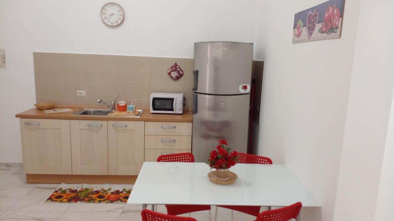 La Rosa Rossa Guest house *