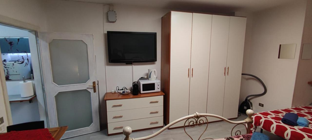 Apartment Super Studio, No Noise, Near Seaside, Shops *