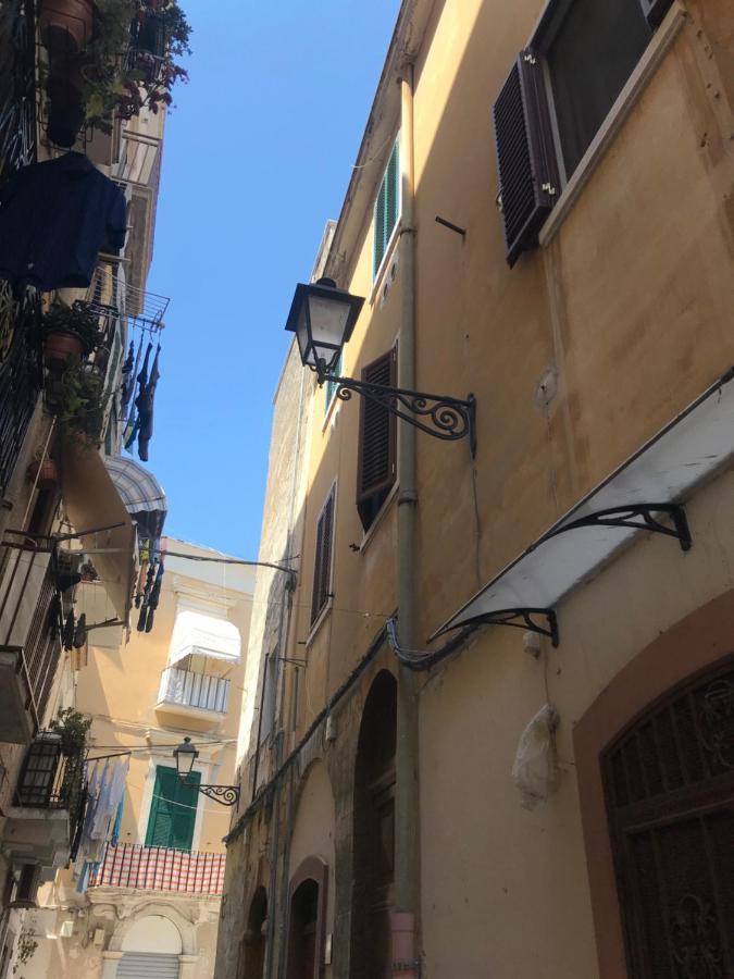 Via Dell'azzurra * Bari