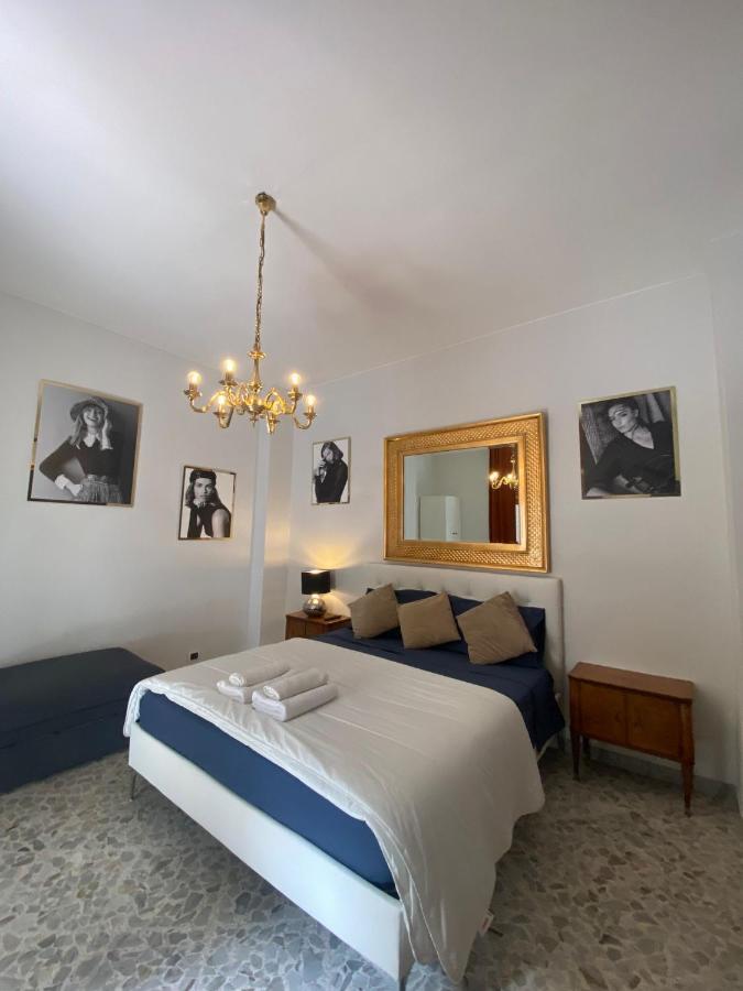 Căn hộ Casa Vacanze Cado Dalle Nubi 2 Ampie Stanze In 4-6 Posti Letto 1 Bagno Privato E Balconi Ideale Per Famiglie E Gruppo Di Amici *