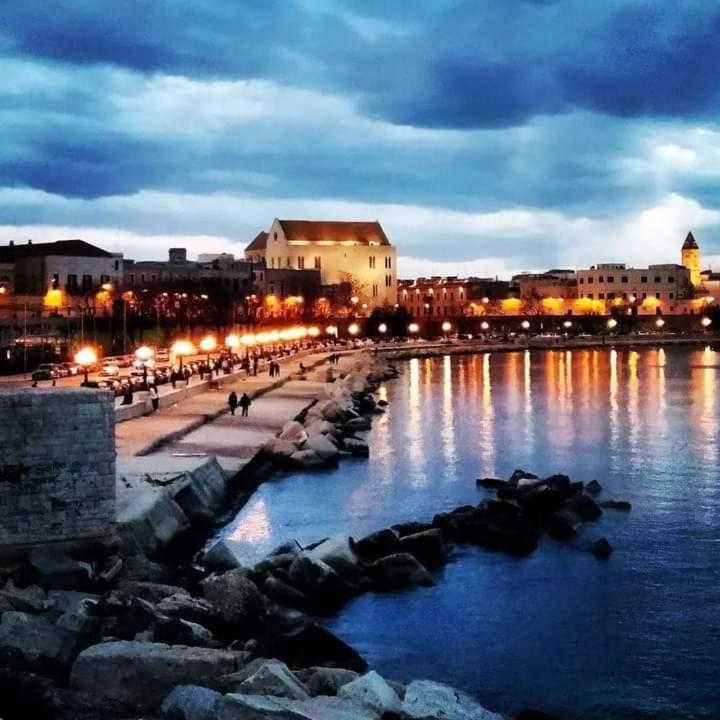 Nhà khách Romeo Bari