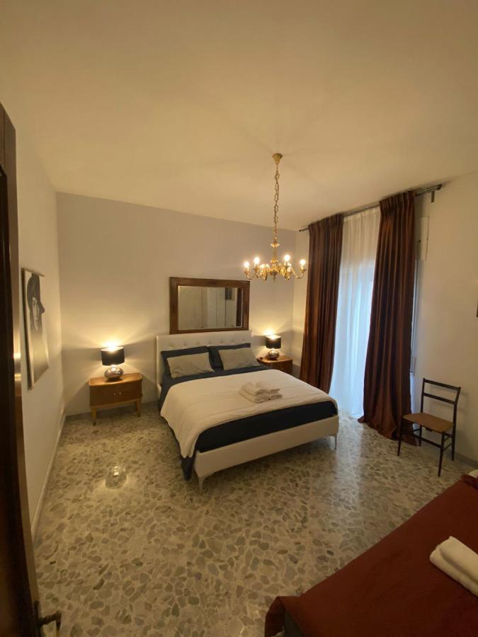 Apartment Intero 4 Da Letto 3 Bagni 12 Posti Letto Cado Dalle Nubi *