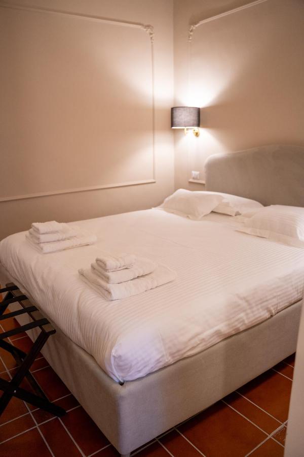 Casa Almika Principe Amedeo Guest house