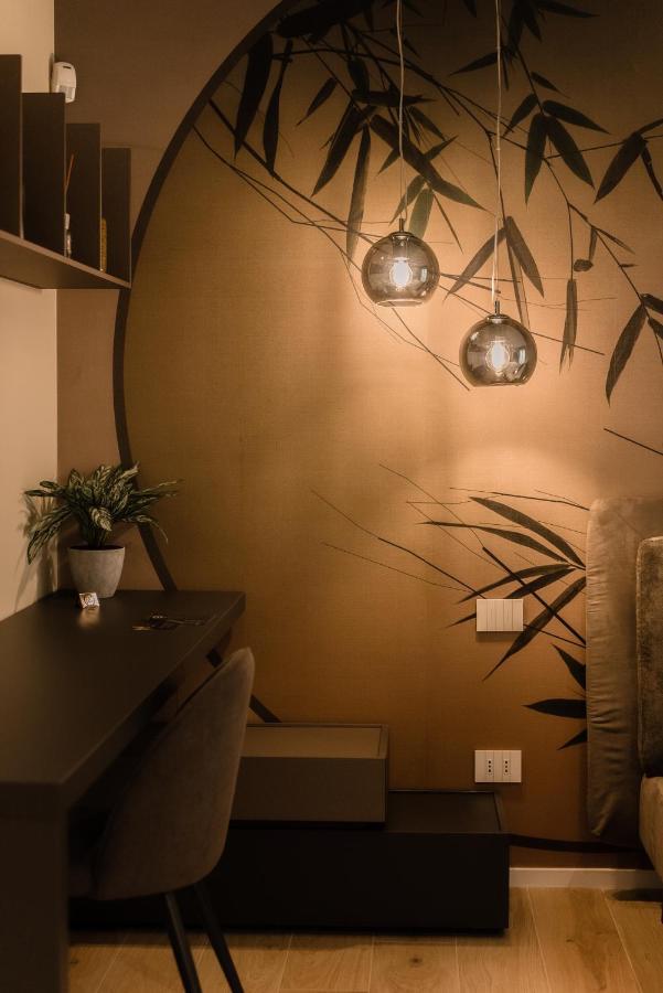 'tabula Rasa Exclusive Rooms' * Bari