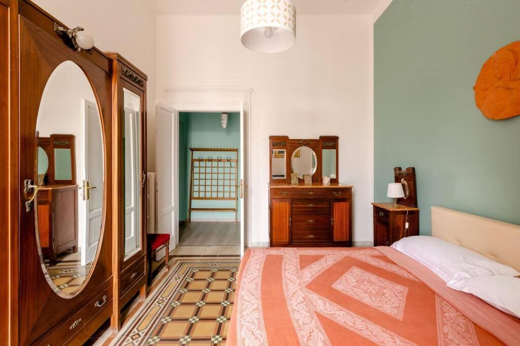 Casa Jole, In Centro Apartment Bari