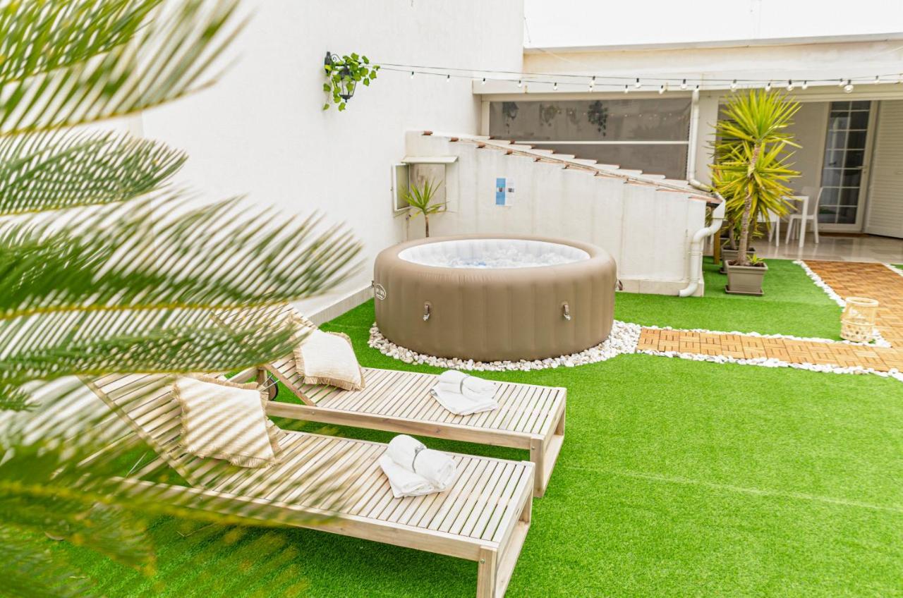 Apulialux Private 100mq Rooftop Oasis W Jacuzzi Bari