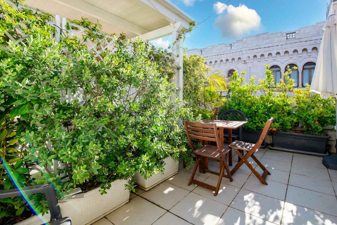 2 Bedrooms Penthouse In The Center Bari
