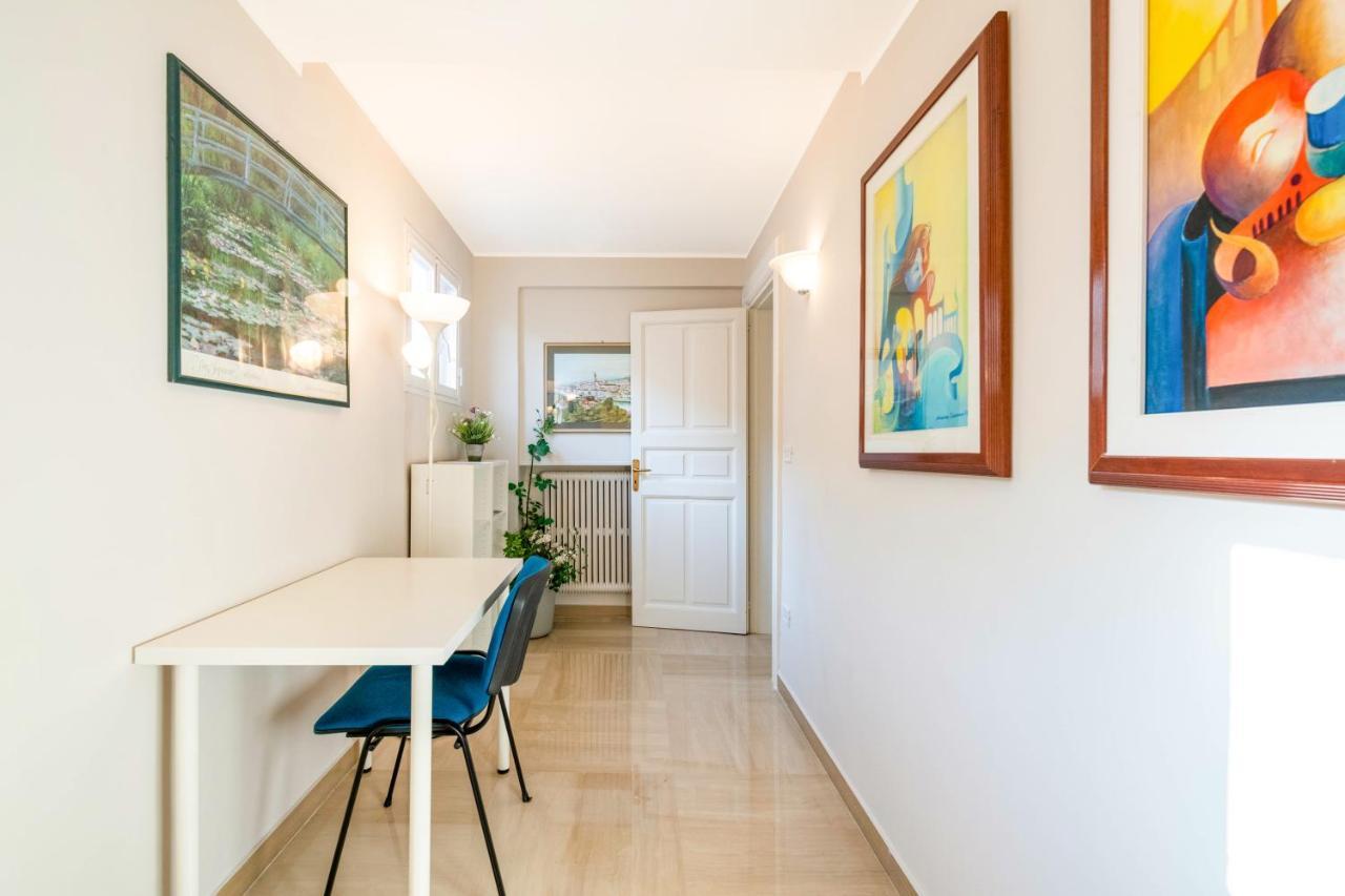 Apartman 2 Bedrooms Penthouse In The Center *