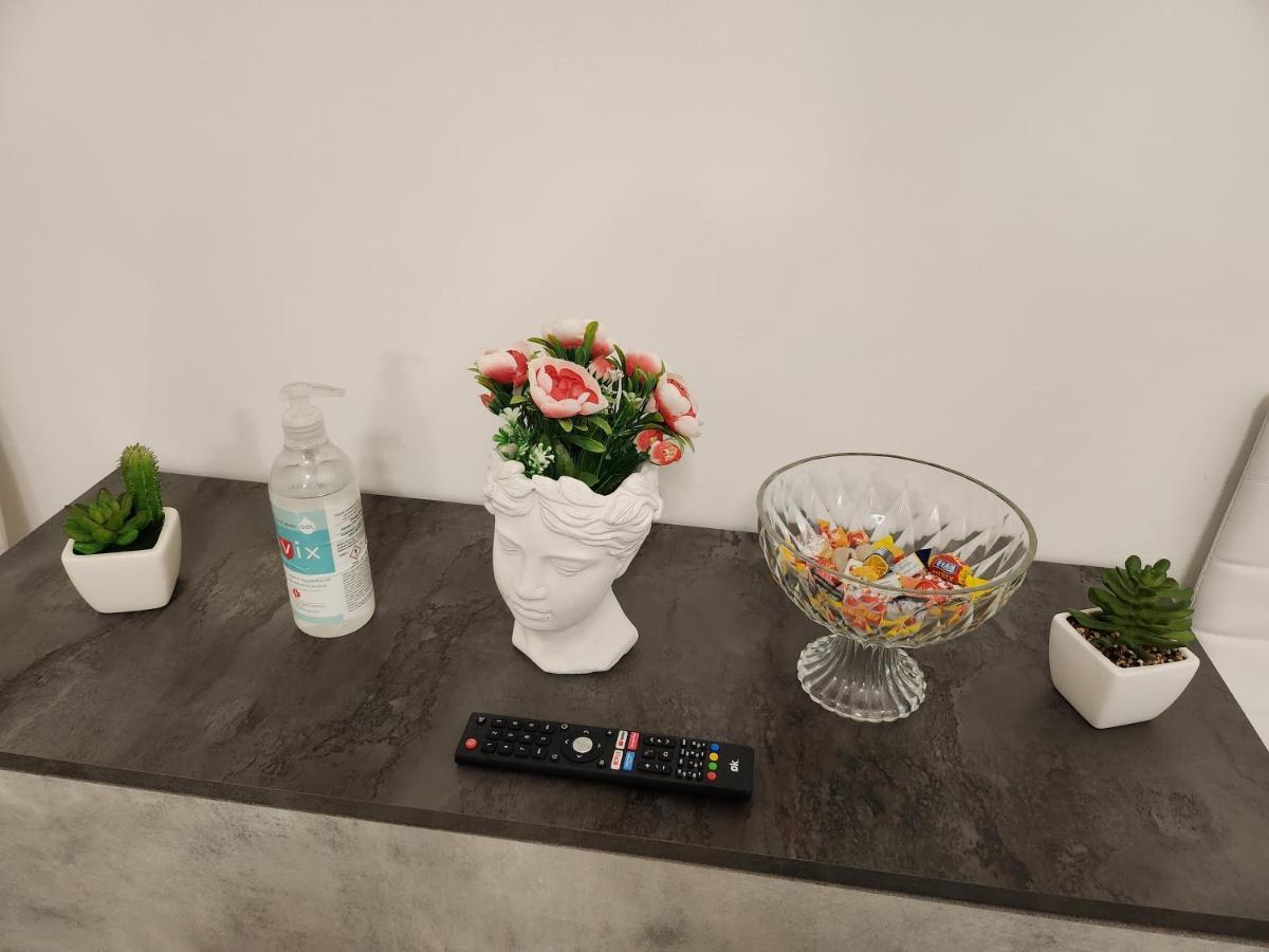 Sweet Night In Apartment Bari