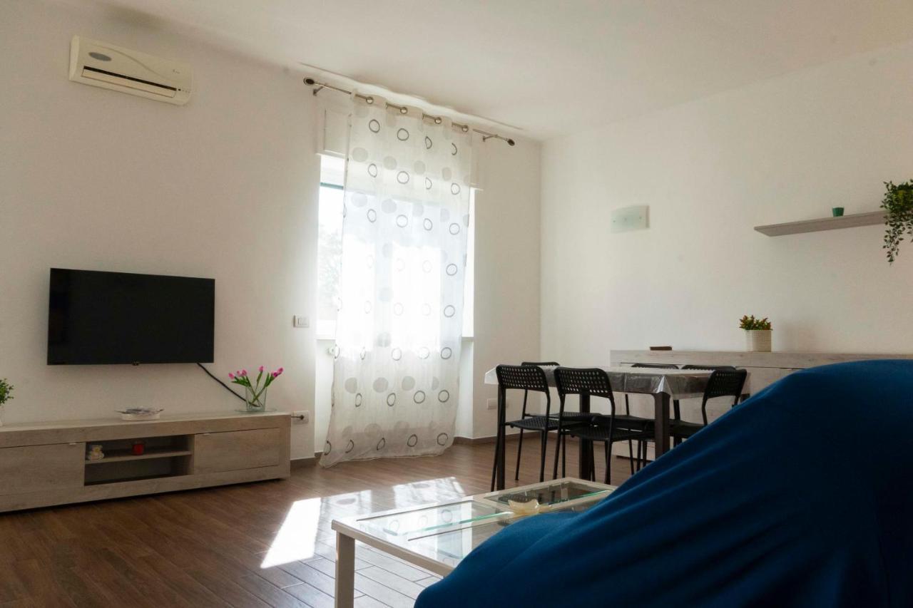 Apartment 70125 Holiday Bari