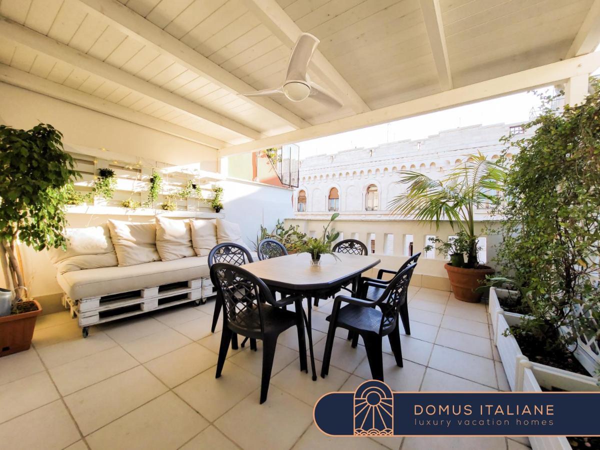 Penthouse In The Heart Of With Terrace Apartament *