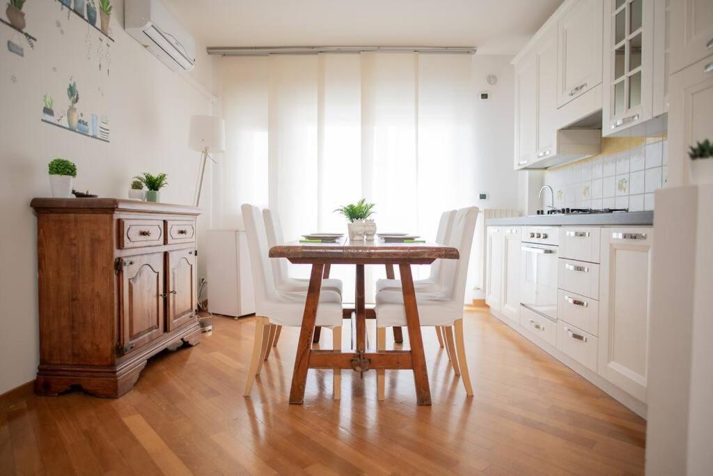 Adriatico Homemare-fiera-centro Apartamento Bari