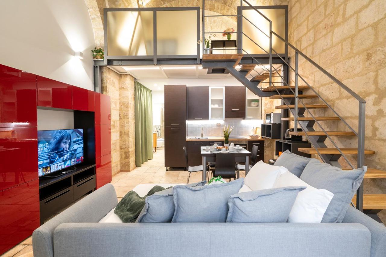 Stazione & Politecnico Stylish With Netflix Apartment Bari