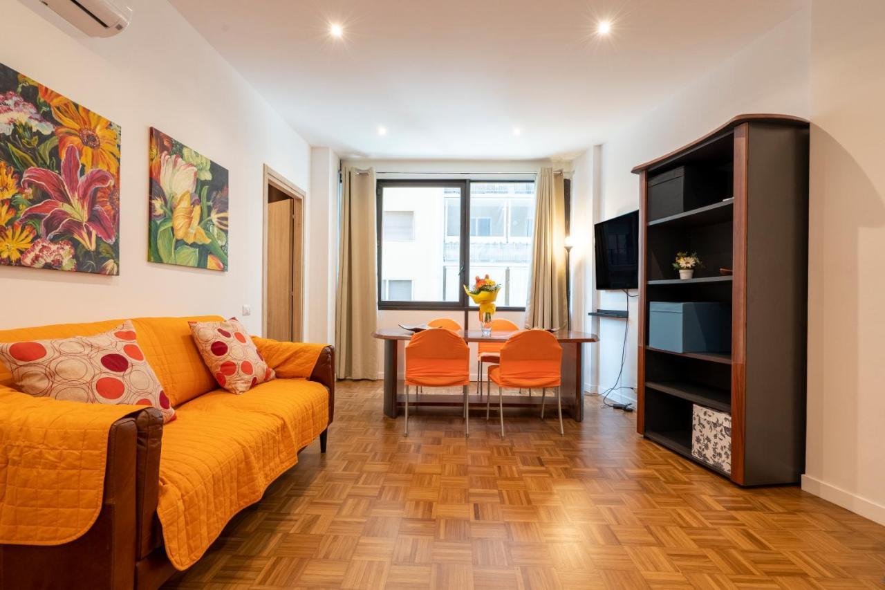 Apartment Casa Dei Fiori Colorful Apt Near The Station Bari