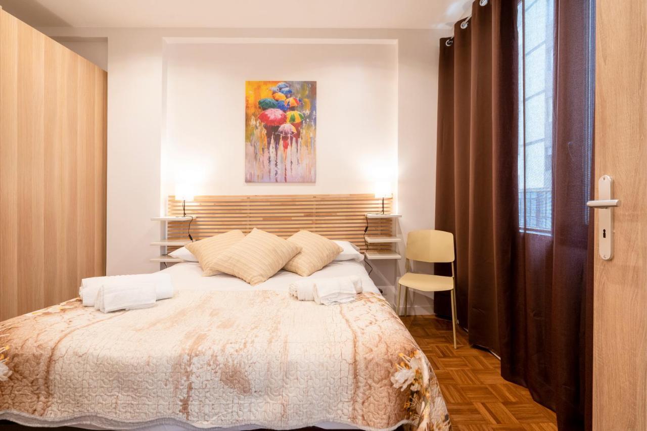 Apartment Casa Dei Fiori Colorful Apt Near The Station *