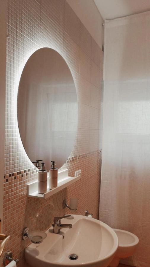 So Fine Petruzzelli Flat Apartment