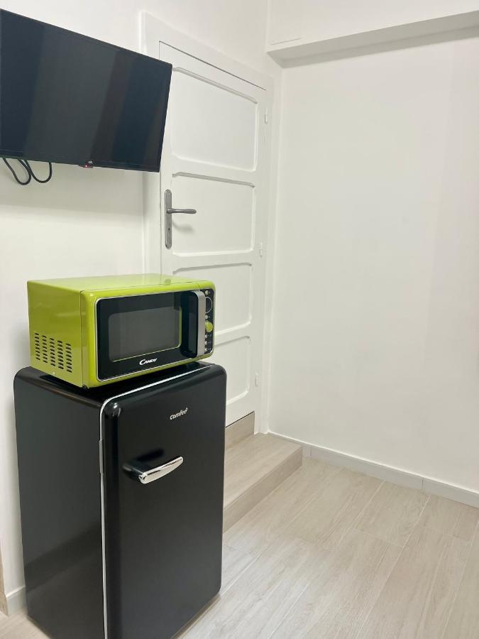 Ludo's Flat Center * Bari