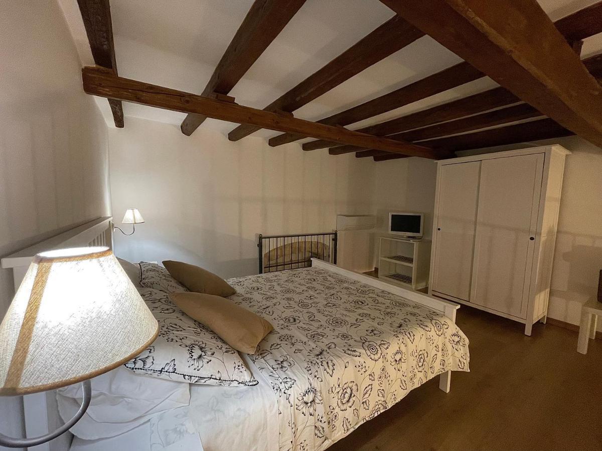 A Casa Di Dora