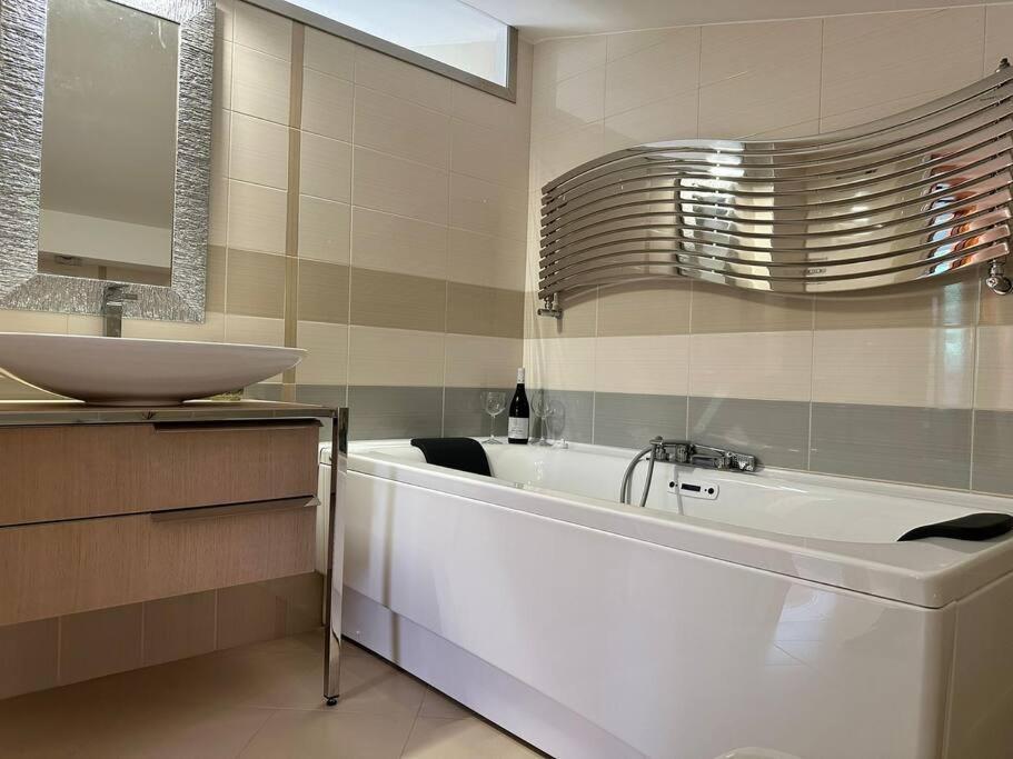 Luxury Giardini D'oriente & Bari