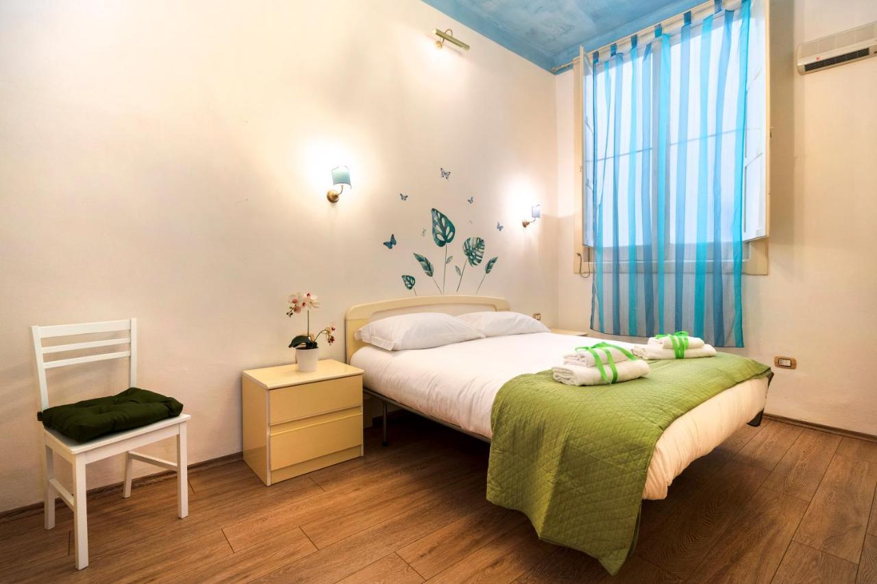 La Bombetta Cheerful