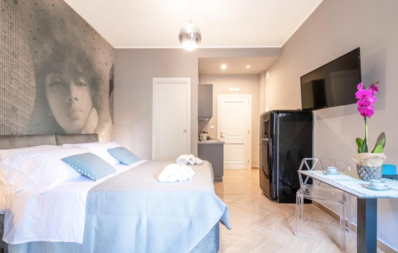 Gate - Luxury Guest house