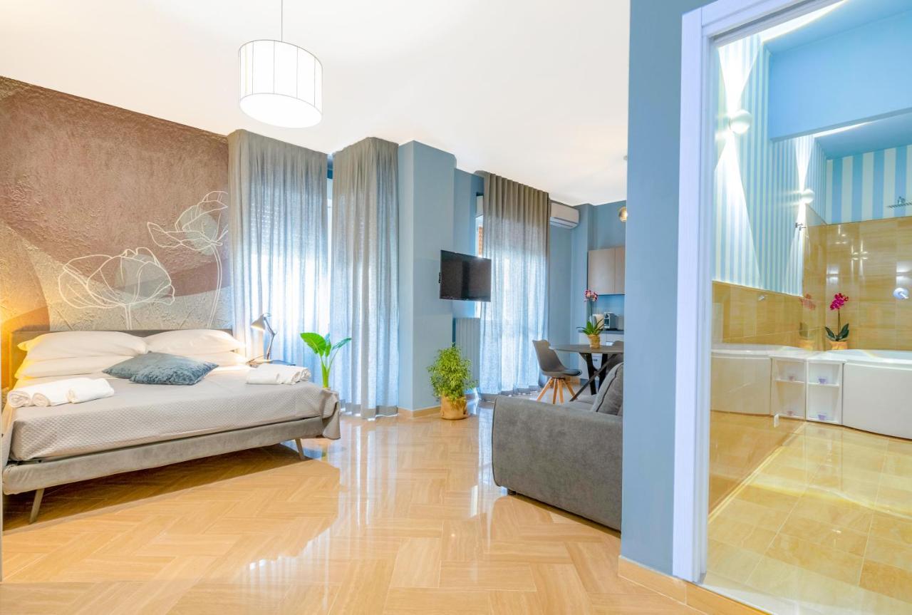 Gate - Luxury Bari