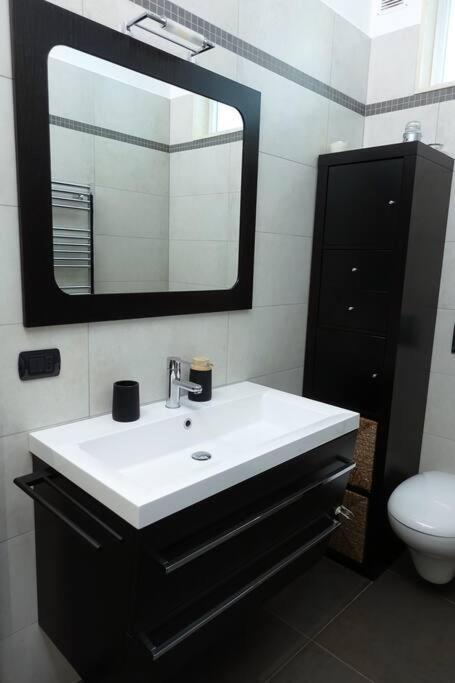 68 - Comfort Moderno & Fascino Antico Apartment