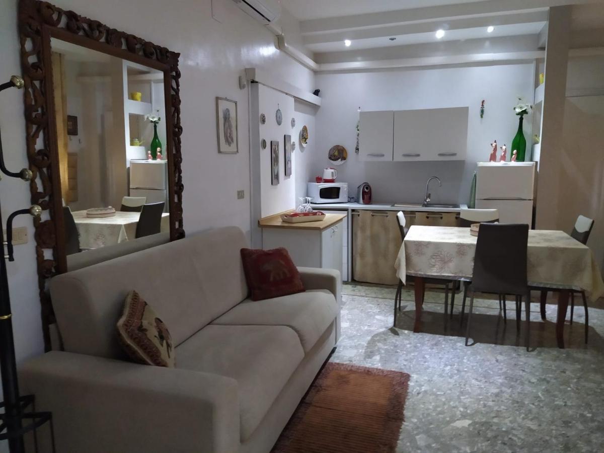 Bed & Breakfast Paky's House *