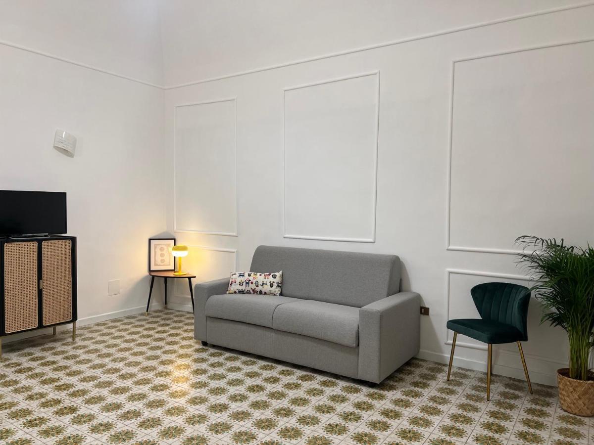 The Conical House Howme Apartment *