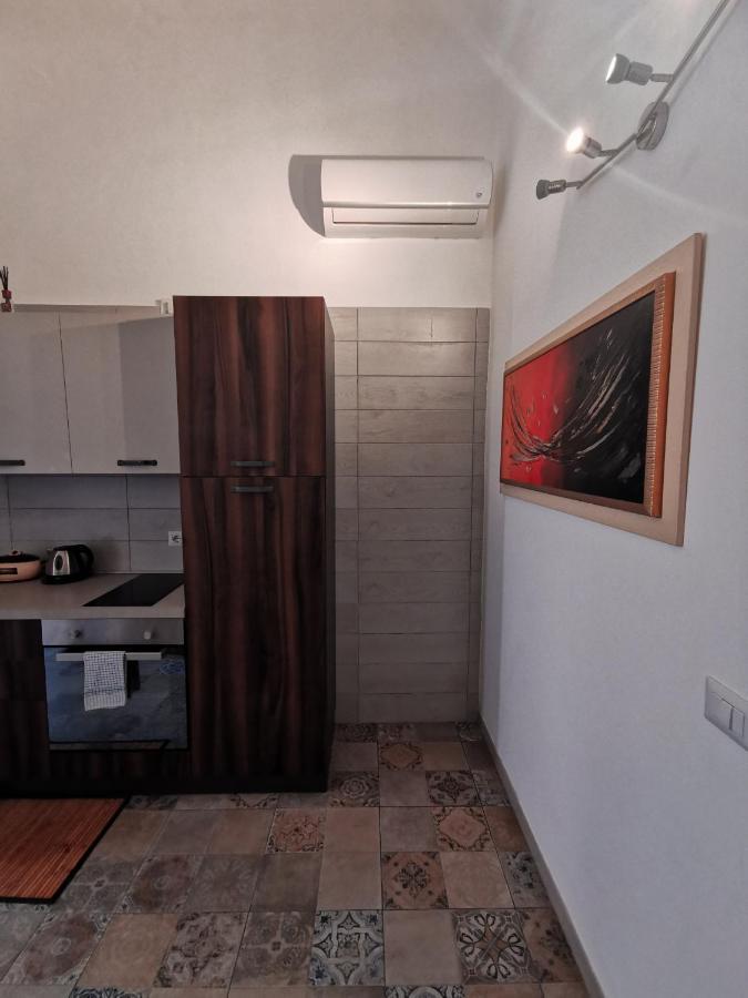 Whiteflower Apartment Bari