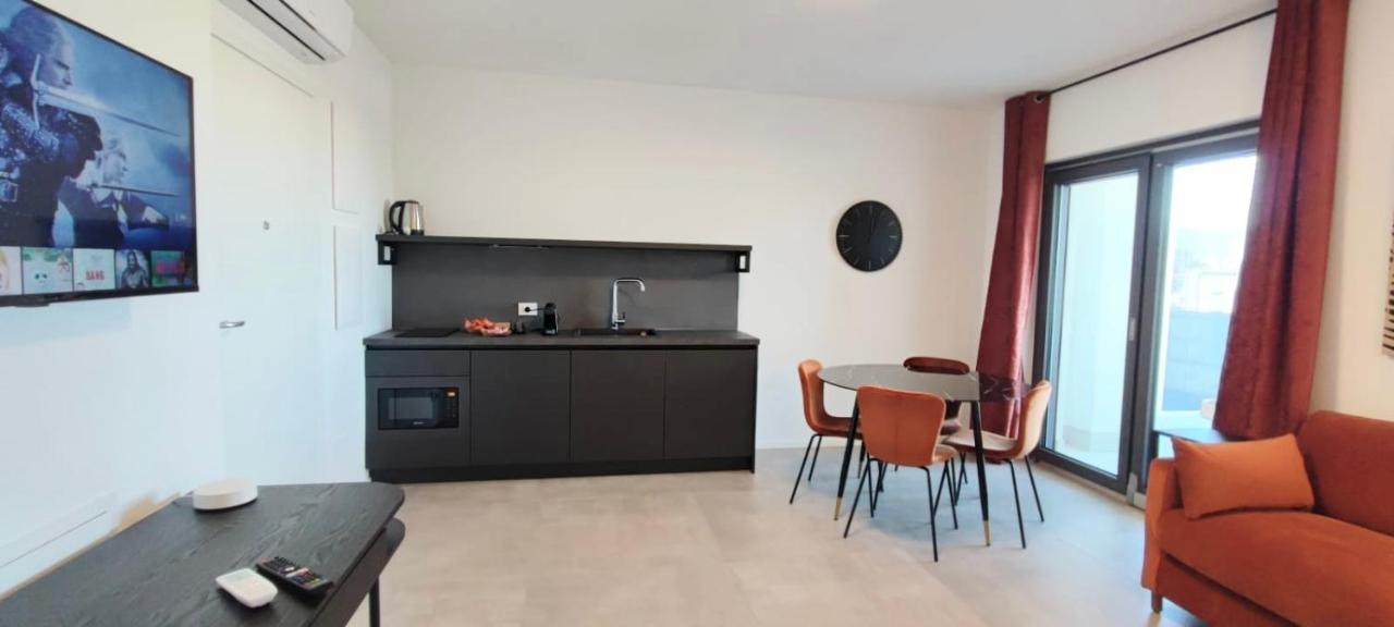 Marisabella 5 Apartment