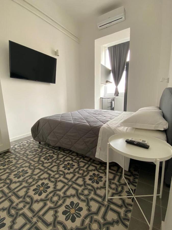 Landlord 242 - Station Bari