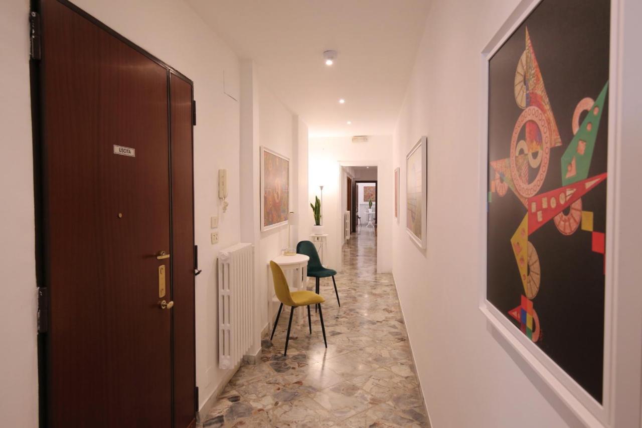 Cavour & Savoia * Bari