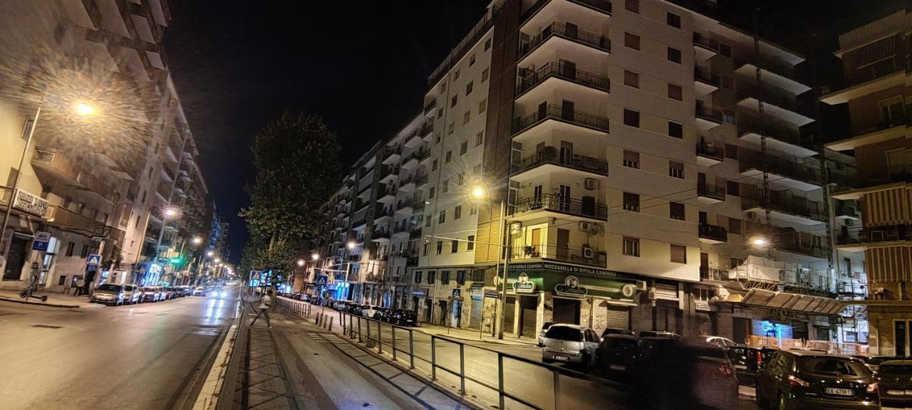 Dream House Toti - Near Railway Station Renewed Appartement Bari
