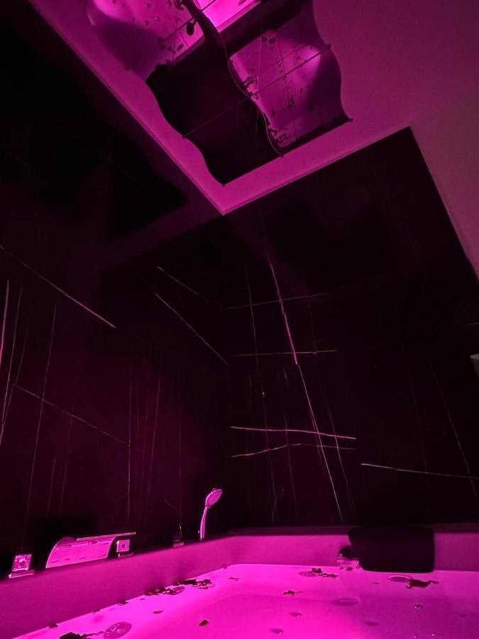 Black & White Luxury