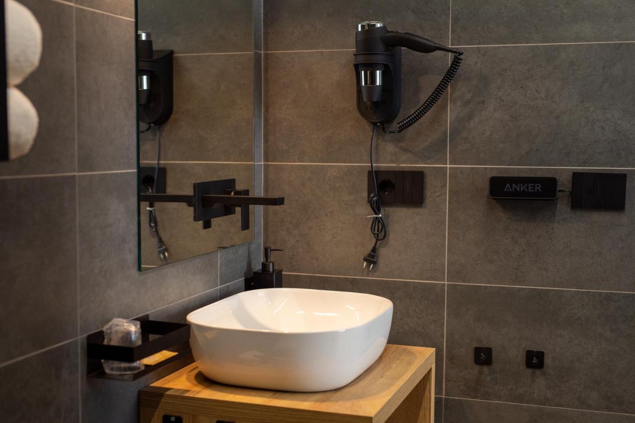 Contemporaneamente 147 - Modern & Comfort Bari