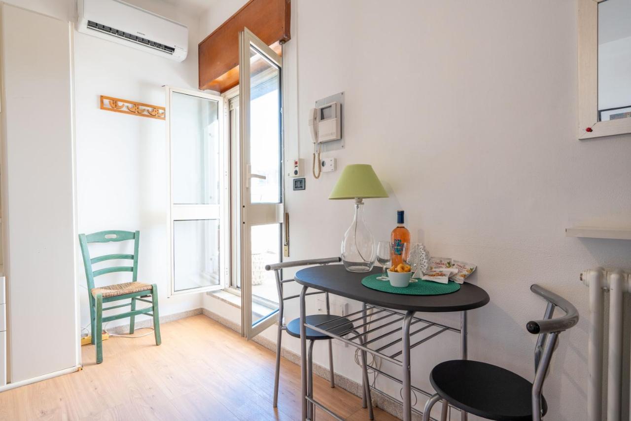 Bright With Terrace & Parking Apartamento