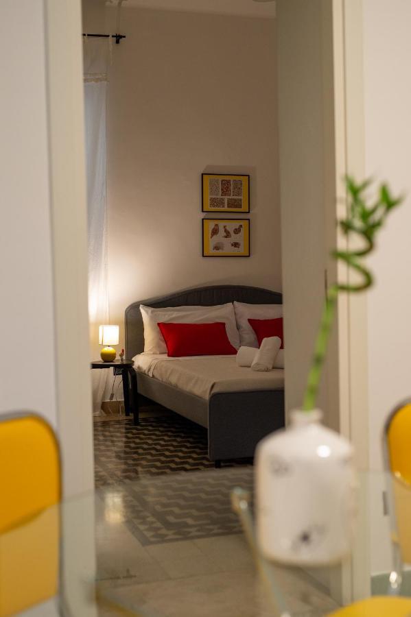 A Casa Di Anna - Charming House With Courtyard Căn hộ Bari