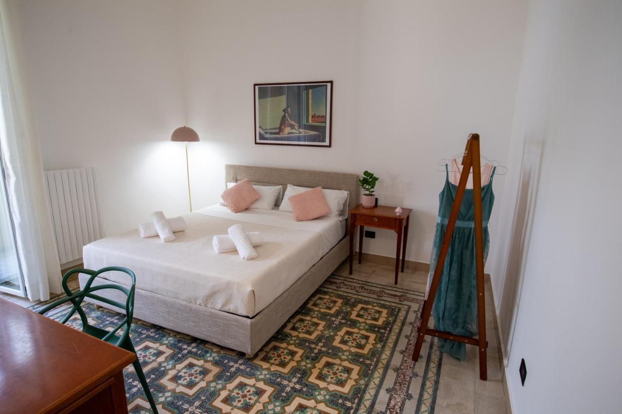 A Casa Di Anna - Charming House With Courtyard Căn hộ Bari