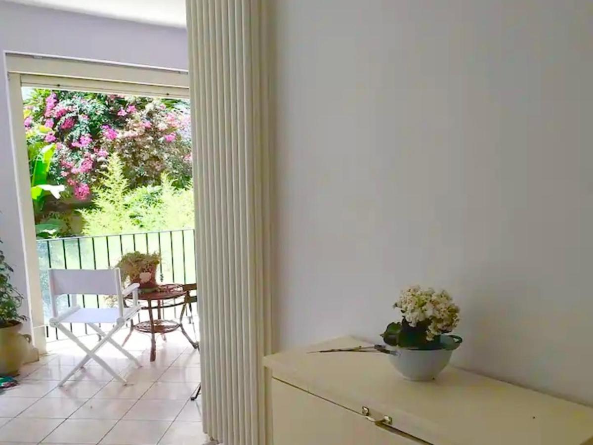 Mezzanino Con Patio E Archi A Vela