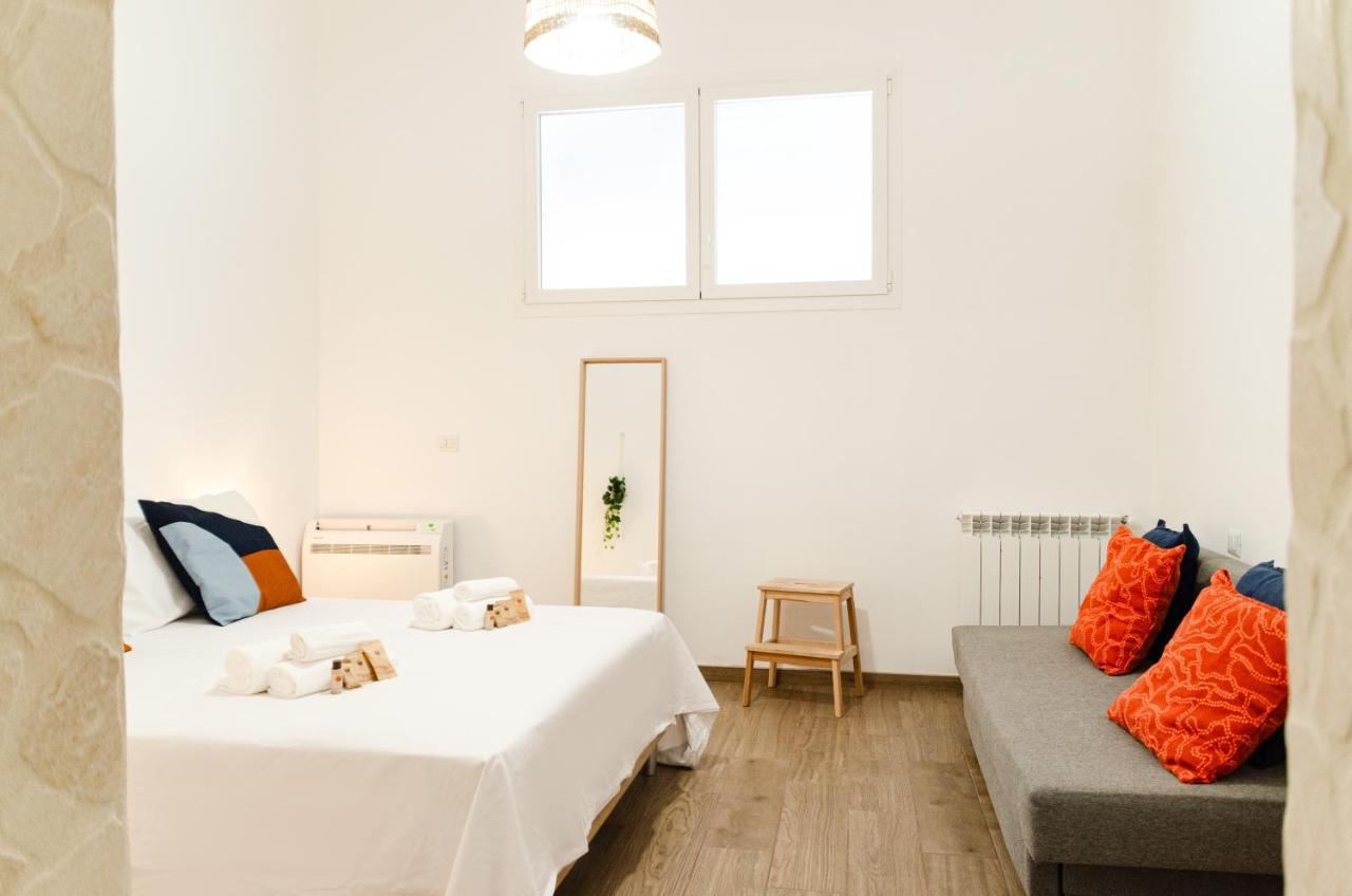 Modern Stone In The Heart Of Apartment Bari