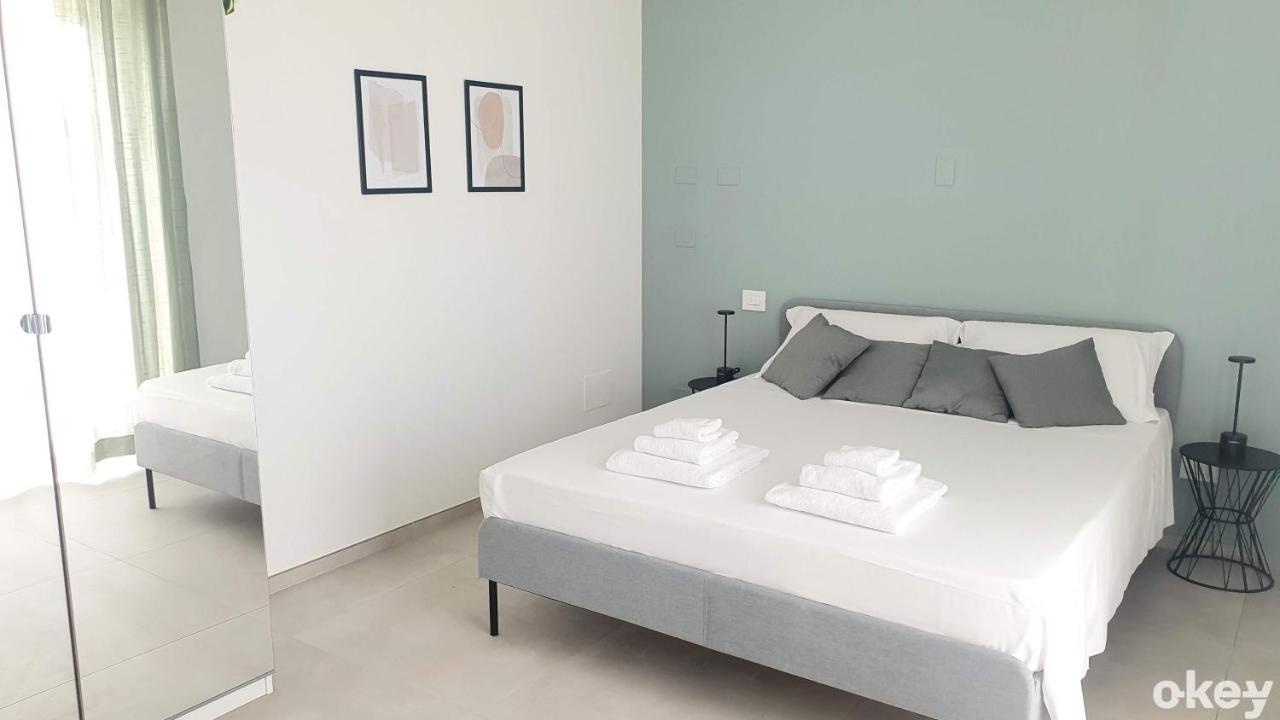 Mediterranea - Seaview, Pool & Garden Apartment