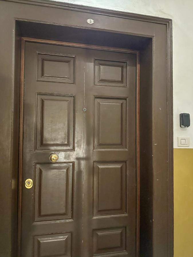 Visconti 89-duplex Apartment *