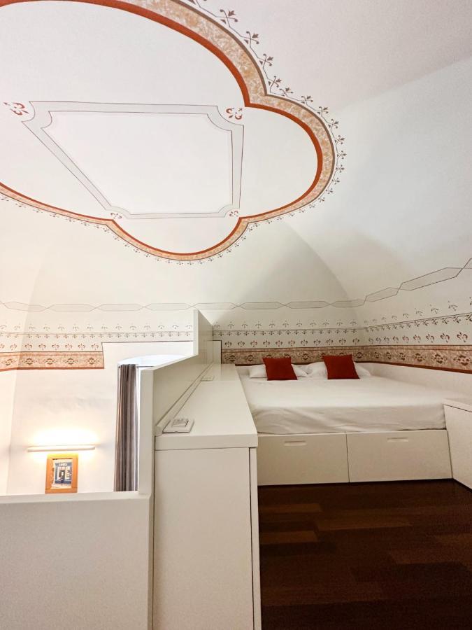 Apartment Visconti 89-duplex *