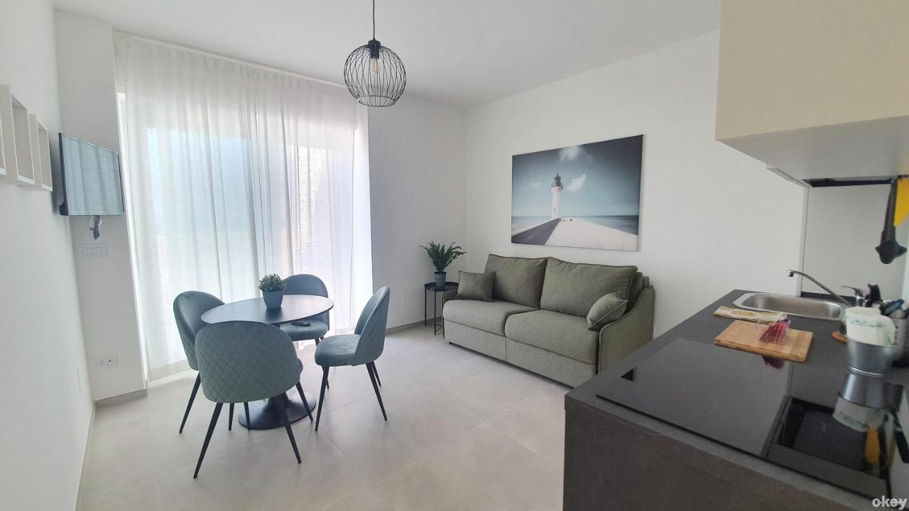 Apartment Mediterranea - Seaview, Pool & Garden Bari