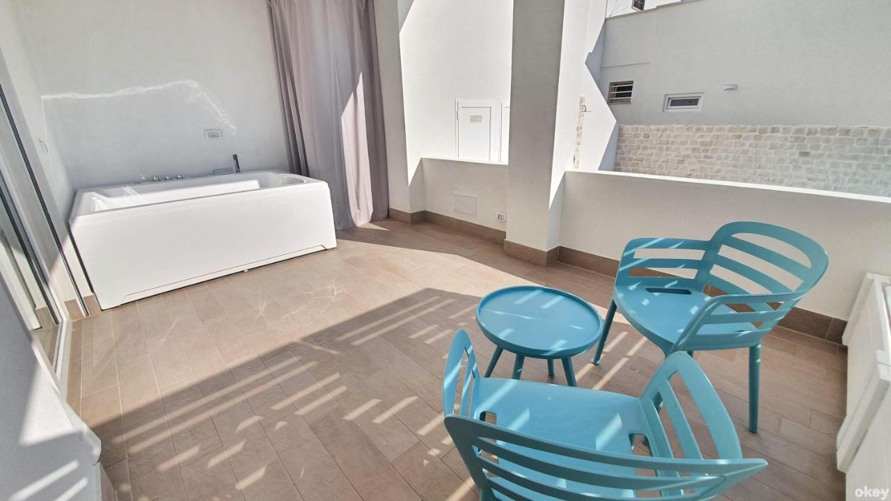 Apartment Mediterranea - Seaview, Pool & Garden