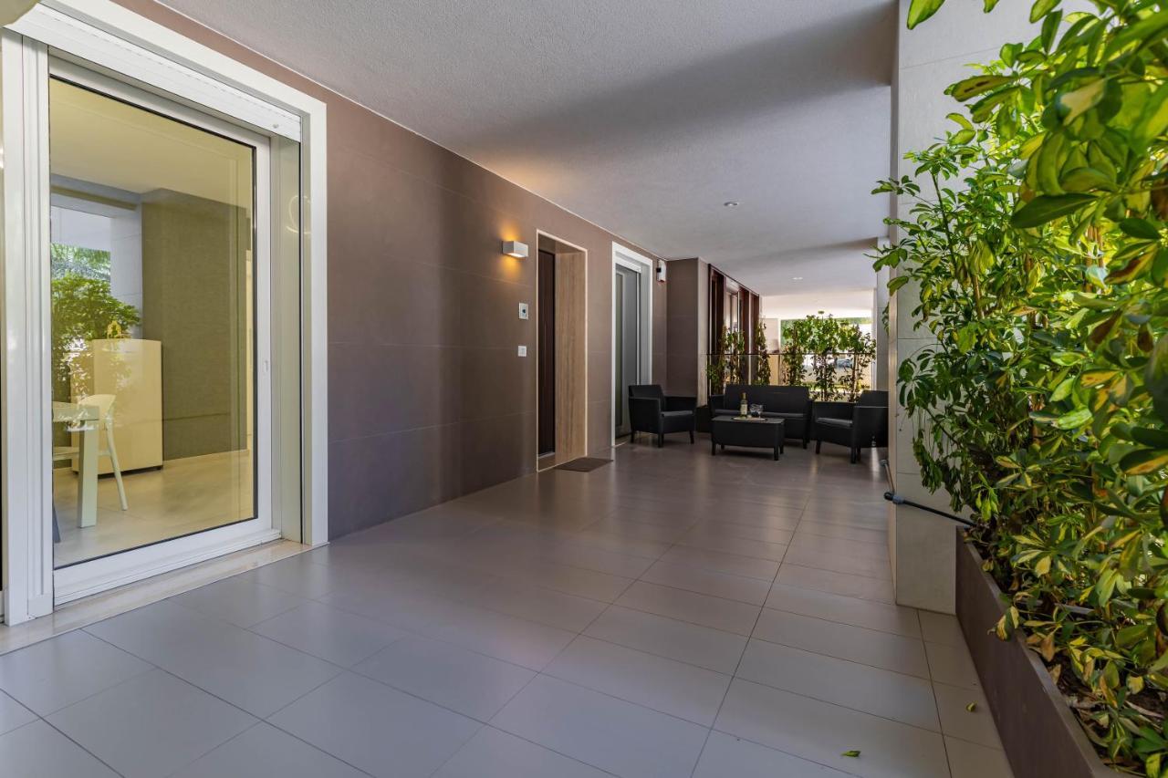 Apartment Elilux - Zona Policlinico, Garage E Posto Auto *