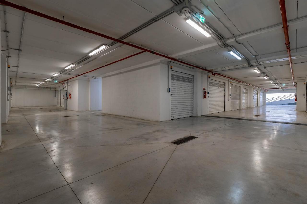 Elilux - Zona Policlinico, Garage E Posto Auto *