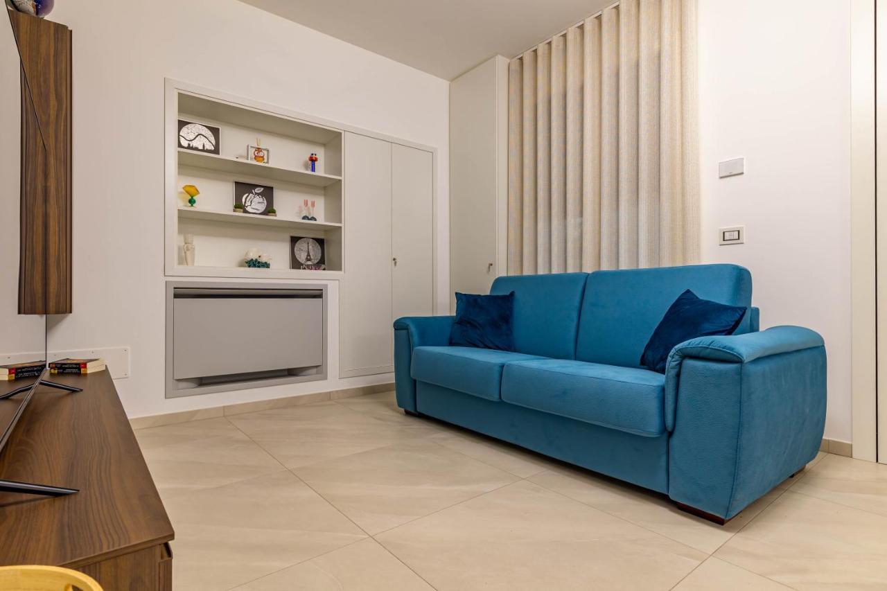 Elilux - Zona Policlinico, Garage E Posto Auto Apartment *