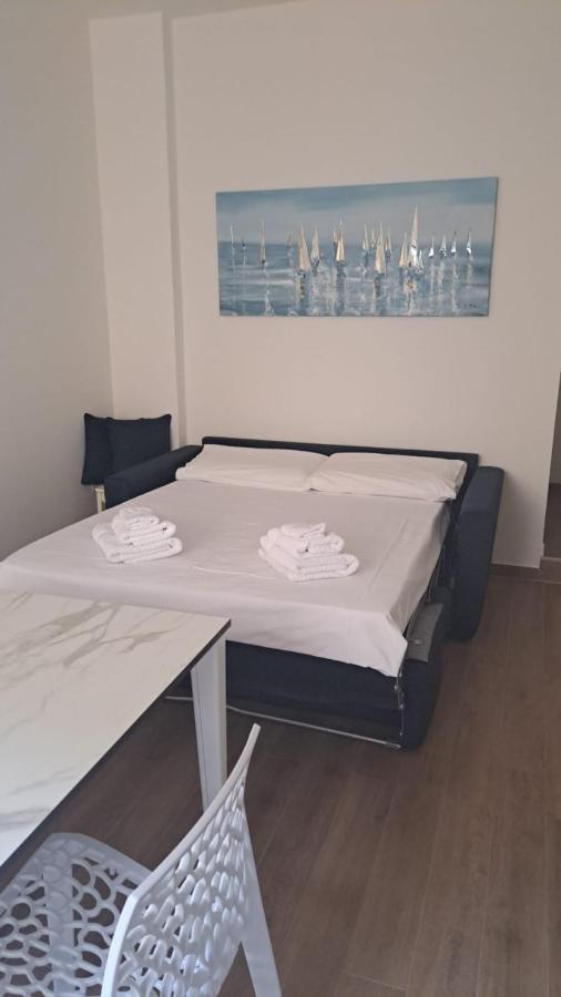 M. Szwed. Old Bed & Breakfast Bari